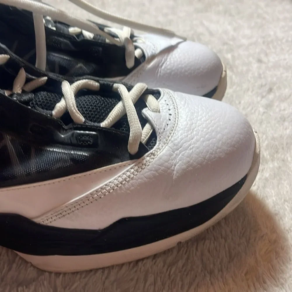 Nike air Jordans 2011 sneakers size 10.5